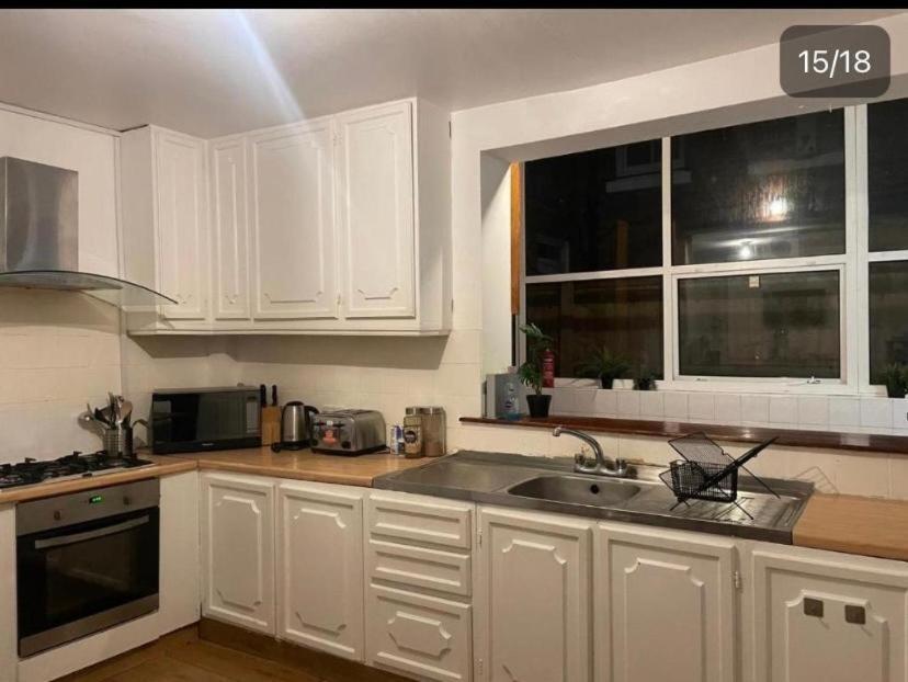 Guest House Balham, South London Spacious, Lambert, 6 Rooms Available Esterno foto